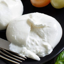 Cargar imagen en el visor de la galería, Burrata Fresca
